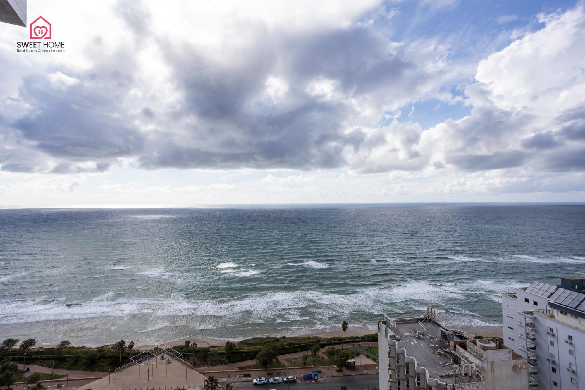 Luxury Apartments' In Netanya Exterior photo