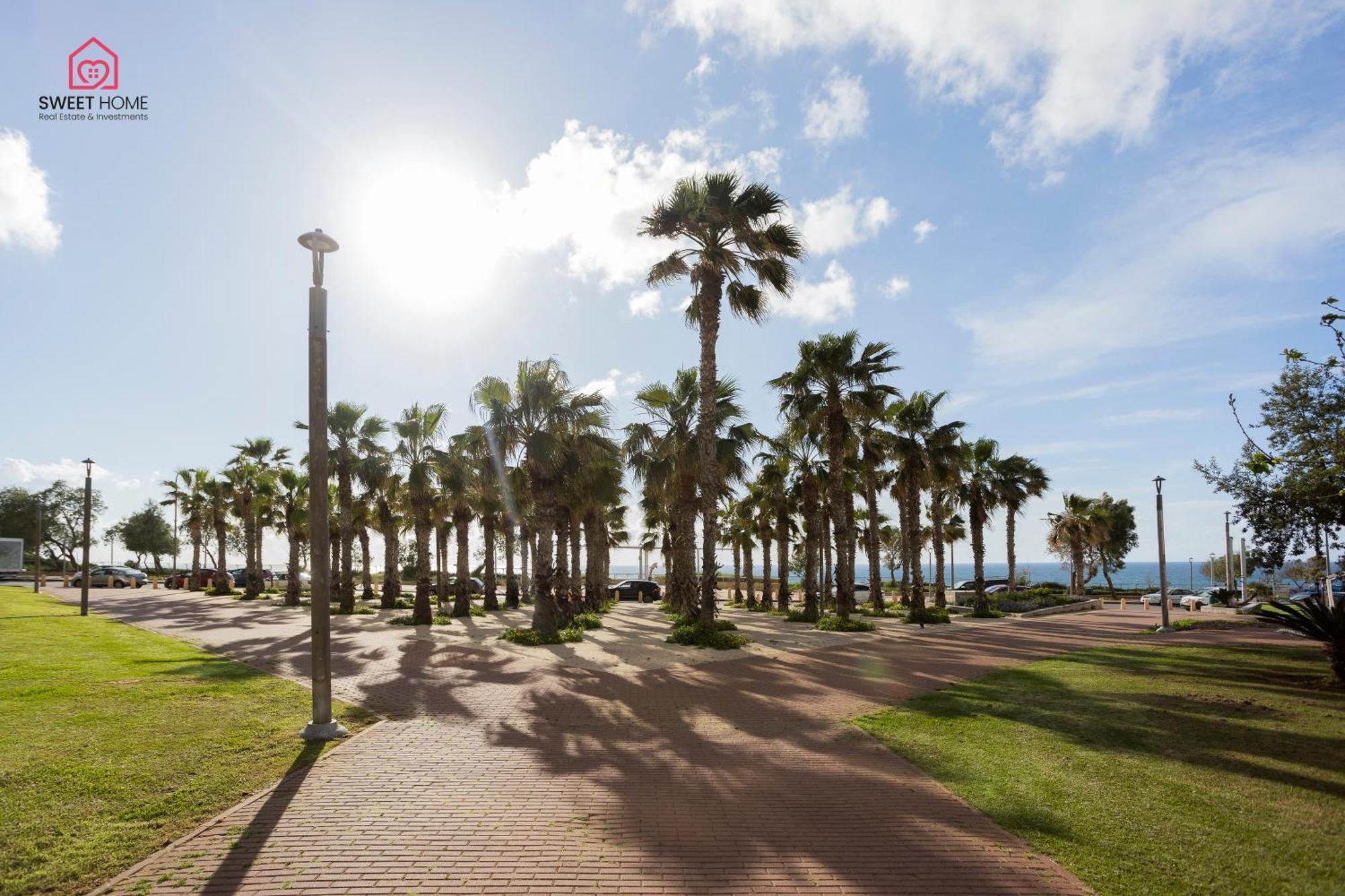 Luxury Apartments' In Netanya Exterior photo