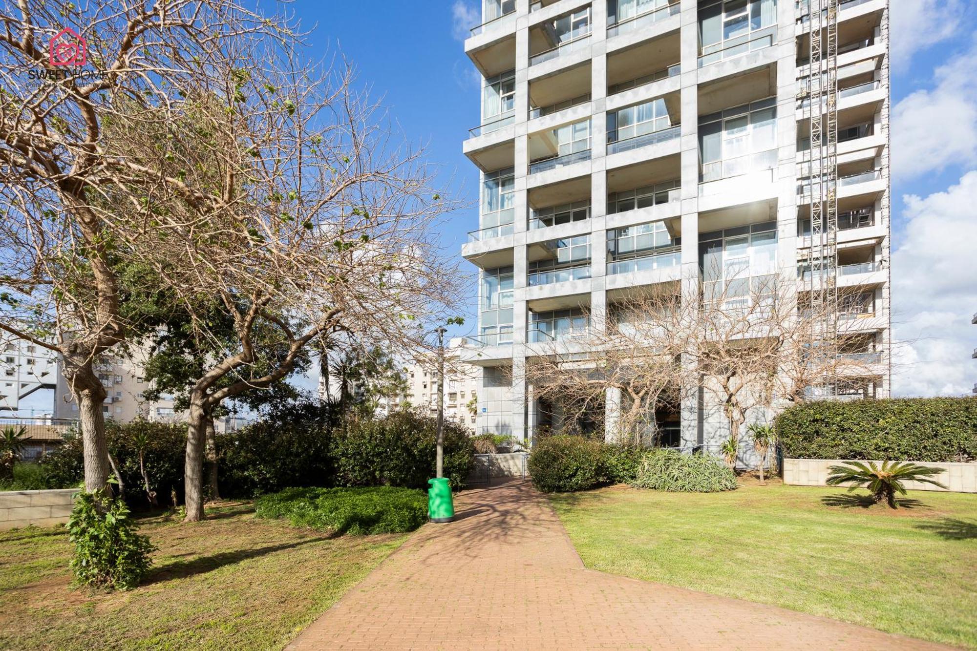 Luxury Apartments' In Netanya Exterior photo